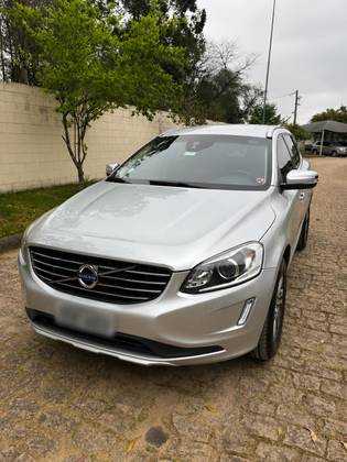 VOLVO XC60 2.0 T5 COMFORT FWD TURBO GASOLINA 4P AUTOMÁTICO VOLVO XC60 2.0 T5 COMFORT FWD TURBO GASOLINA 4P AUTOMÁTICO